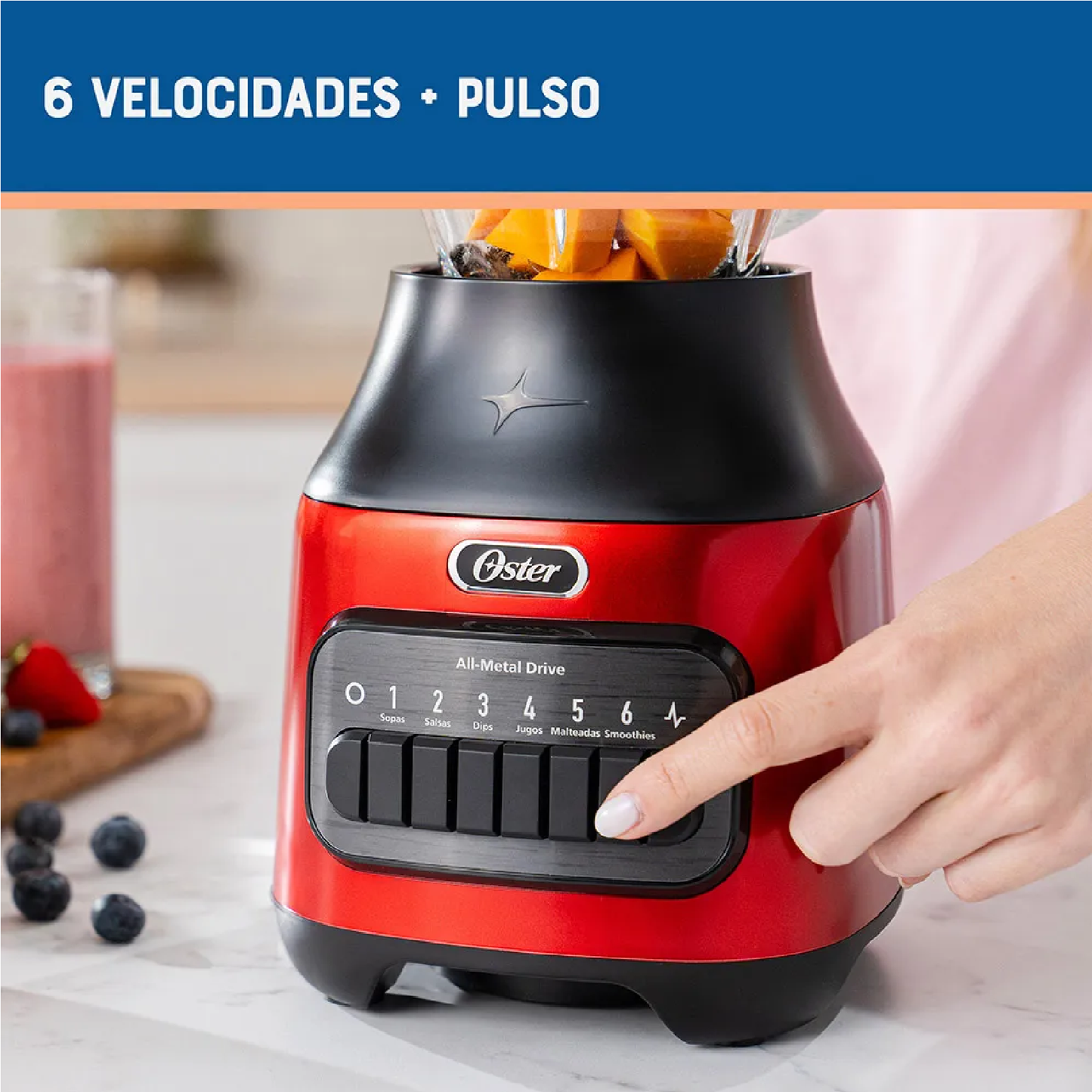 Licuadora Oster Vaso Vidrio, 6 Velocidades, Más Pulso, Rojo Negro